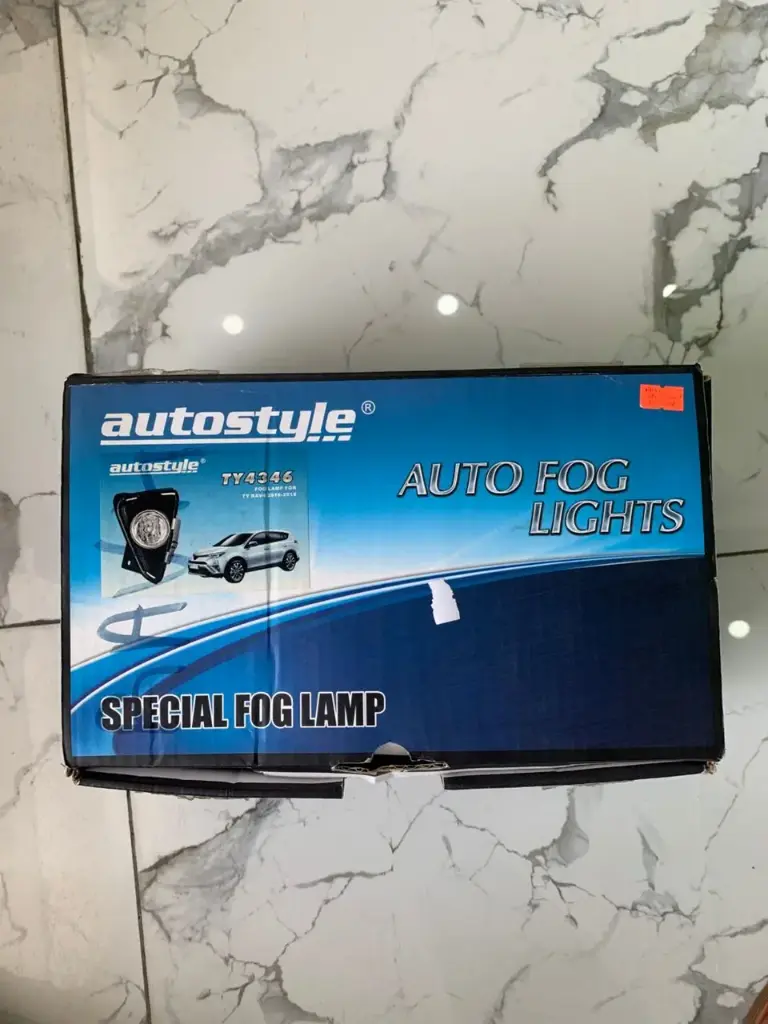 ANTI BROUILLARD RAV 4 COMPLET