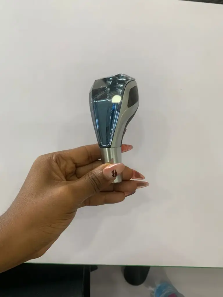 LEVIER DE VITESSE LUMINEUX AUTOMATIQUE