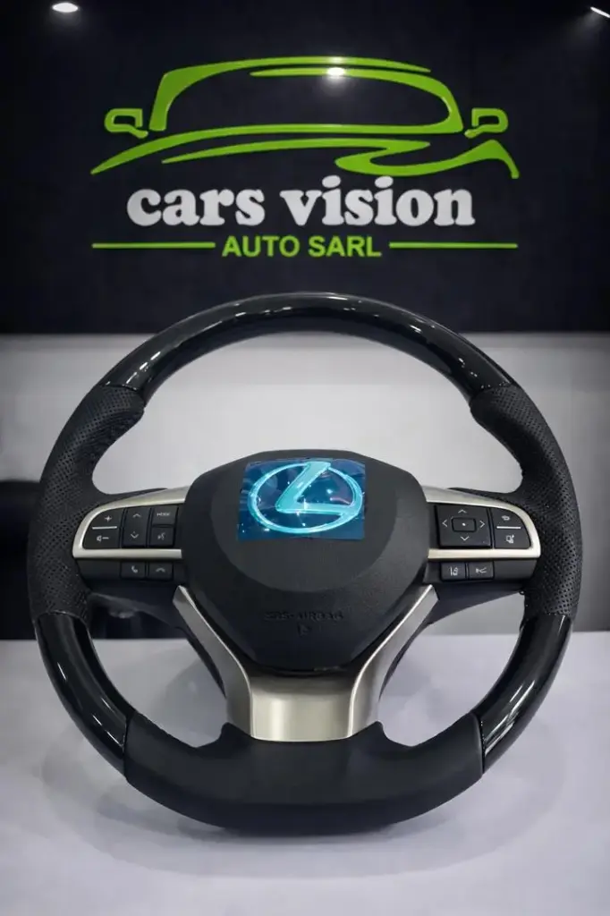 Volant Lexus RX350 NX200T , NX200,NX250, SUV Lexus en fibre de carbone et cuire
