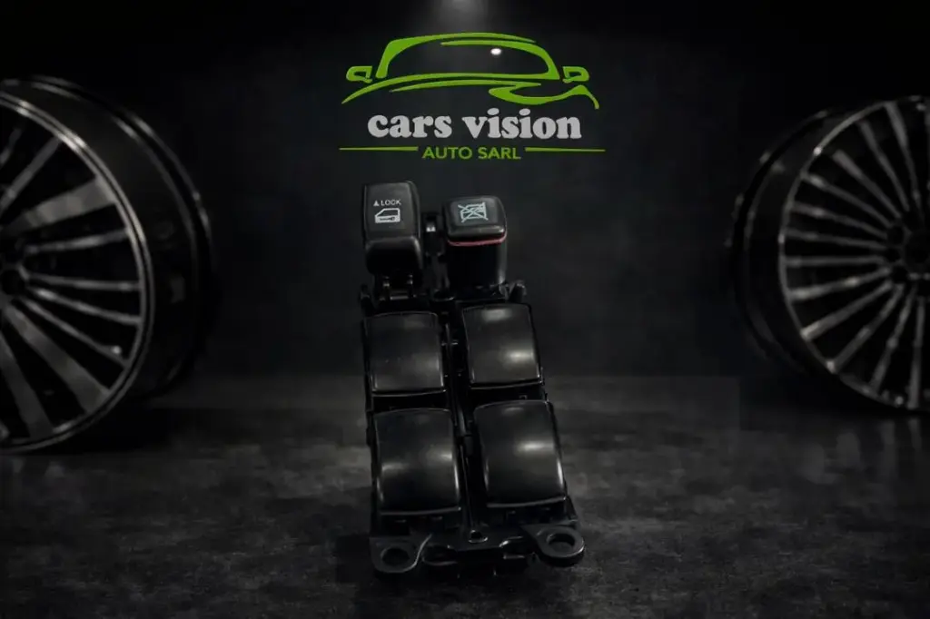 BOUTTON LEVRE VITRE LC PRADO