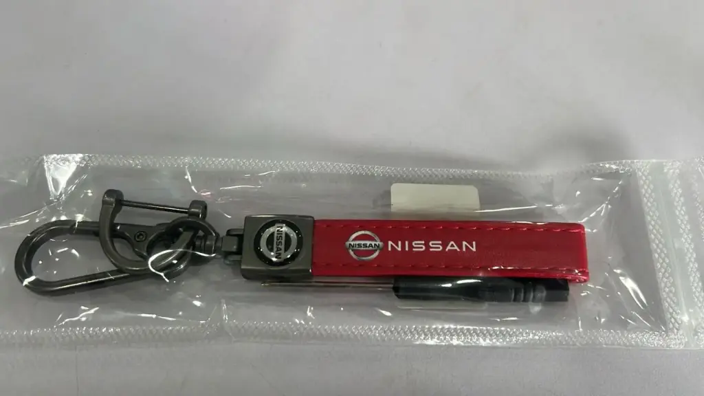 PORTE CLE NISSAN