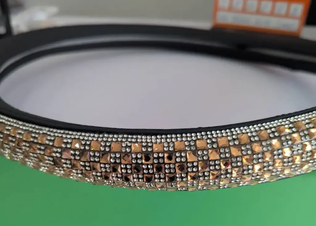 COUVRE VOLANT EN PIERRE 