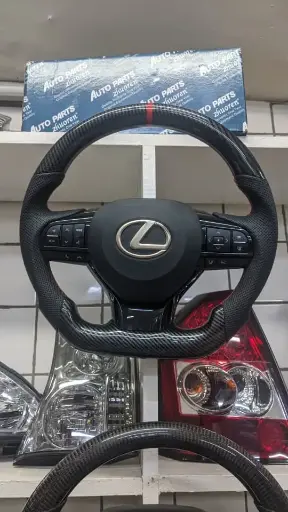 Volant Lexus RX350 NX200T , NX200,NX250, SUV Lexus en fibre de carbone et cuire