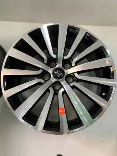 [18887] JANTE HYUNDAI /18 18887